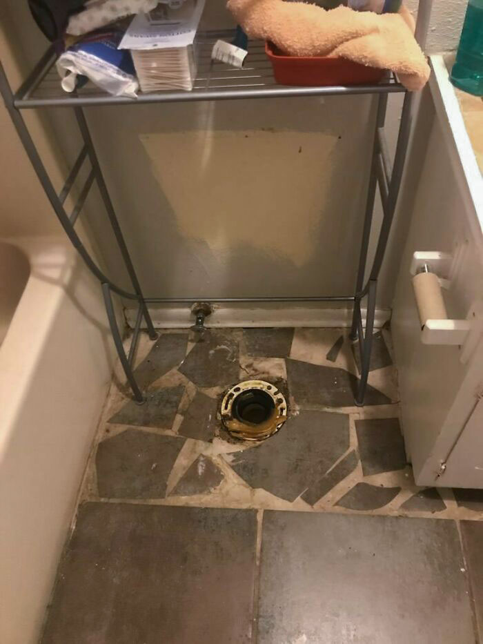 30 Moments People Realized They Were In A Relationship WIth An Idiot.