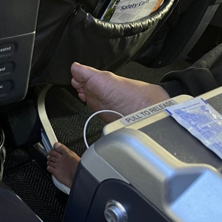 18 Situations That Would Test Your Patience.