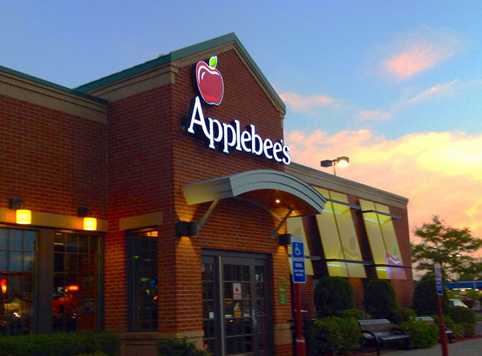 insider secrets - job secrets - does applebee's close - Applebee's