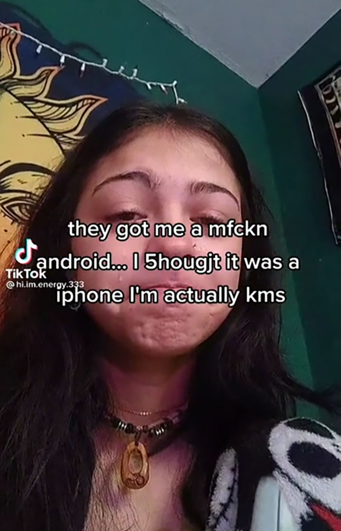 cringe pics - - - they got me a mfckn TikToandroid... I 5hougjt it was a "iphone I'm actually kms .im.energy.333
