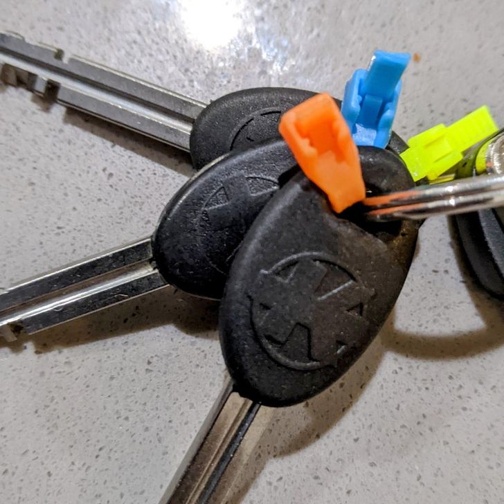 Bike lock keys that all look the same — zip tie the same color on the lock.