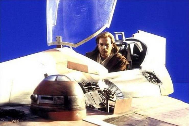 39 Behind The Scenes Pics From Star Wars Movies.