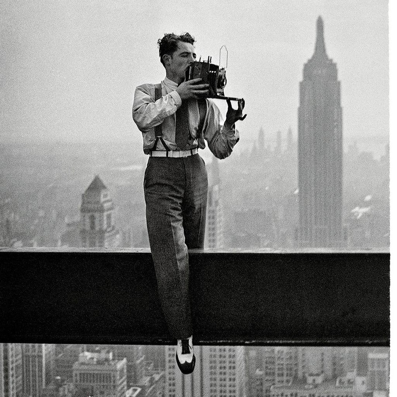 Remember that photo of the construction workers having lunch on the unfinished Empire State Building? Well here’s the photographer Charles Ebbets taking that photo. 9/20/1932