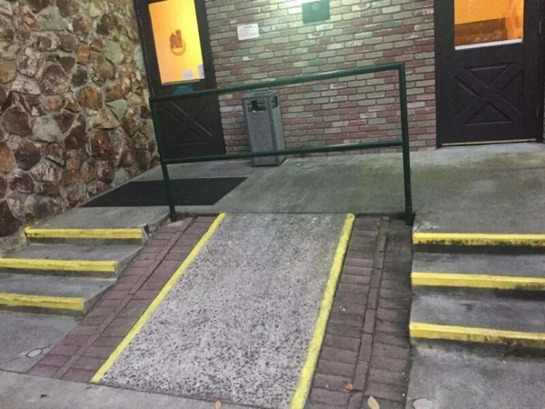 33 People Who Had One Job And Failed.