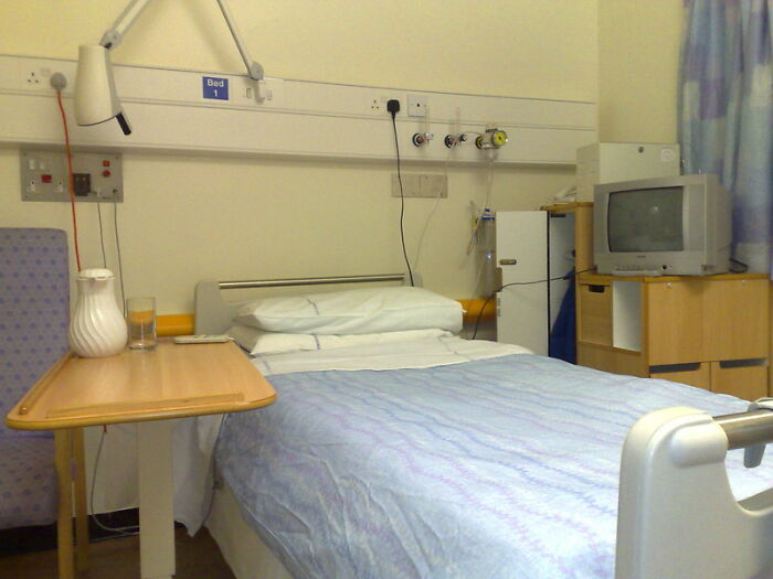 gut instincts - survivor stories - 90s hospital room - Bed 1