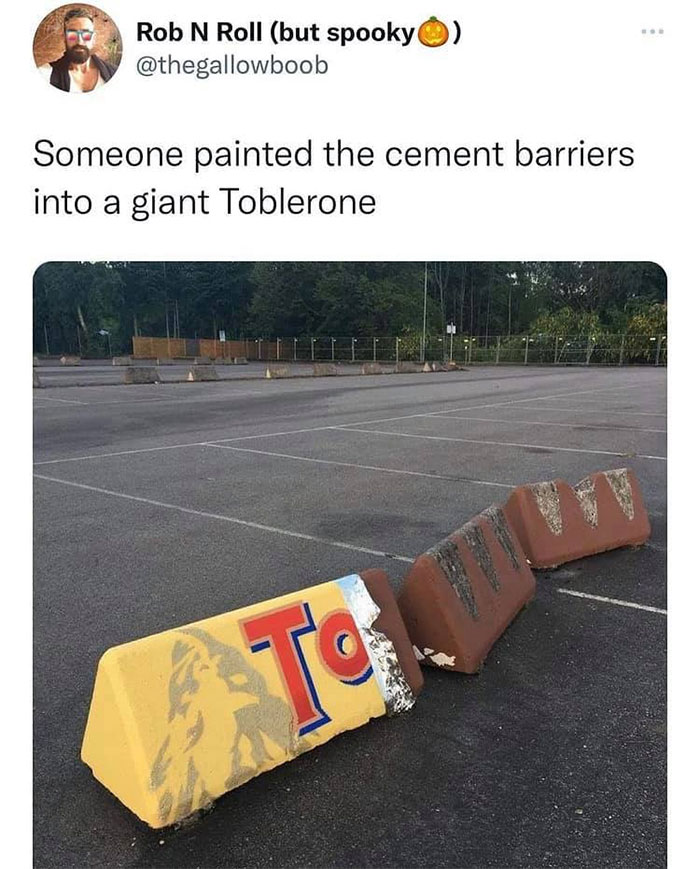 photos with threatening auras - cement barriers toblerone - Rob N Roll but spooky Someone painted the cement barriers into a giant Toblerone To