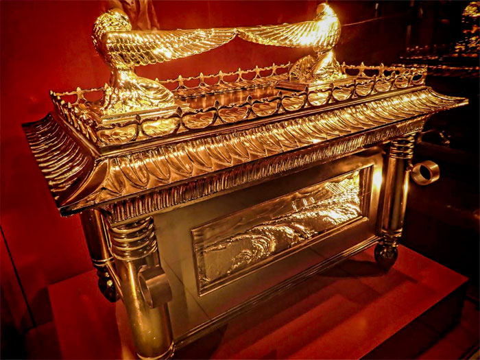unsolved mysteries - cold cases - history facts - ark of the covenant
