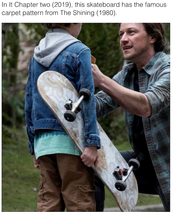little kid from it chapter 2 - In It Chapter two 2019, this skateboard has the famous carpet pattern from The Shining 1980. Te