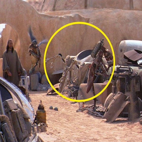 Star Wars Facts - In “The Phantom Menace,” there is an EVA pod from “2001: A Space Odyssey” because George Lucas was such a big fan.