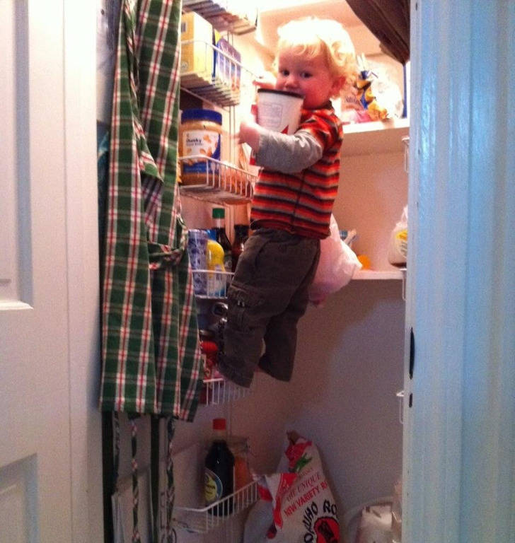 ’’What my wife found when she opened our kitchen pantry door’’