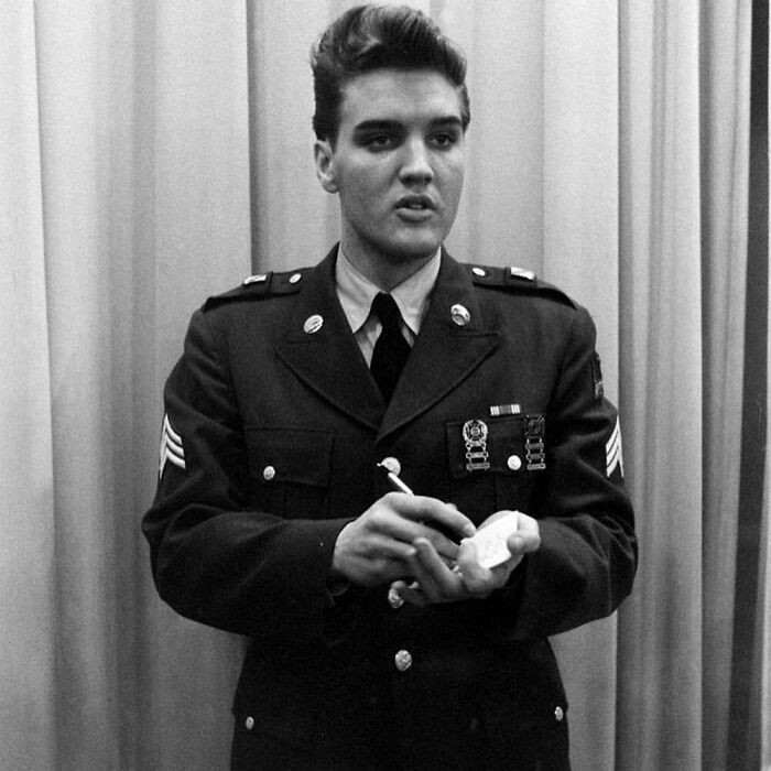history facts - elvis discharged from the army