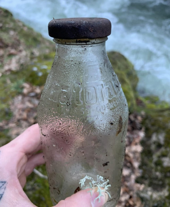 “Found this glass Gatorade bottle out on a nature walk today! The top was sticking out of some deep mulchy ground. Glass bottles were discontinued in 1998!”