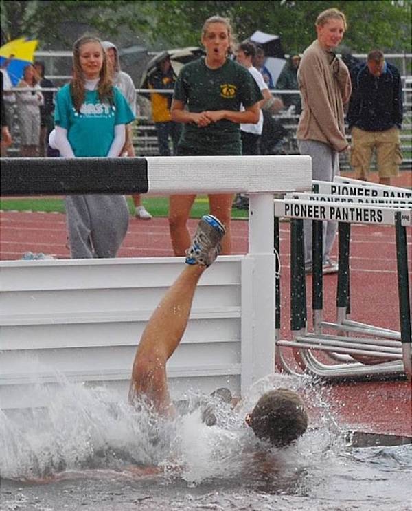 perfectly timed photos - water - Pioneed Daily Niarran Pioneer Panthers