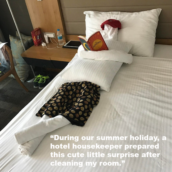 wholesome pics and memes - its time to stop posting - Chemist During our summer holiday, a hotel housekeeper prepared this cute little surprise after cleaning my room."