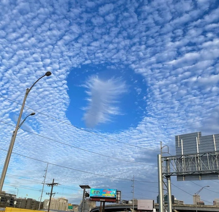 cool things - awesome - sky - Cuts Ber