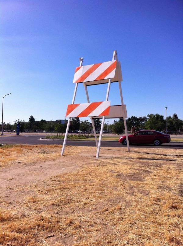 34 Huge Versions of Everyday Objects That Distort Our Perspective