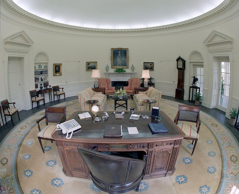 White House Oval Office from behind the Resolute desk