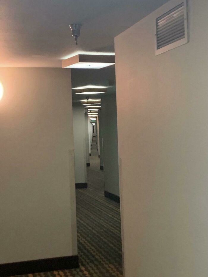 terrifying photos - liminal hallway