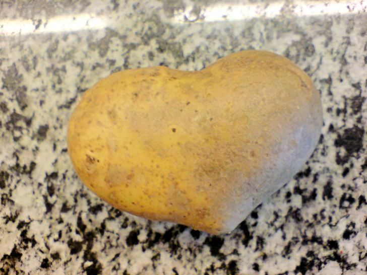 “The most perfect heart-shaped potato!”