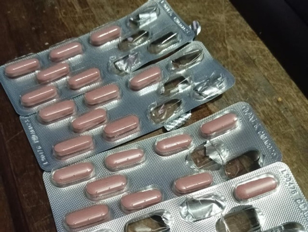 How my SO takes her medicine. Send help, please