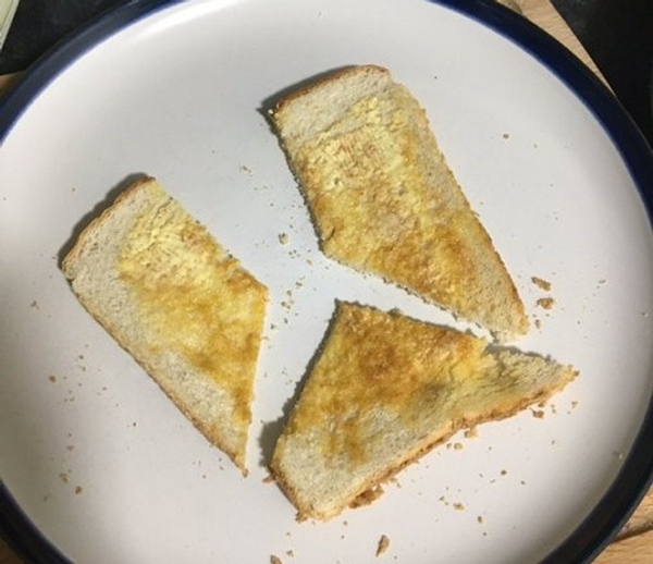 asked bf to cut my toast “in triangles” HELP LMAO