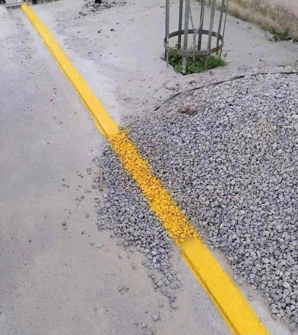 25 People Who Had One Job And Failed.