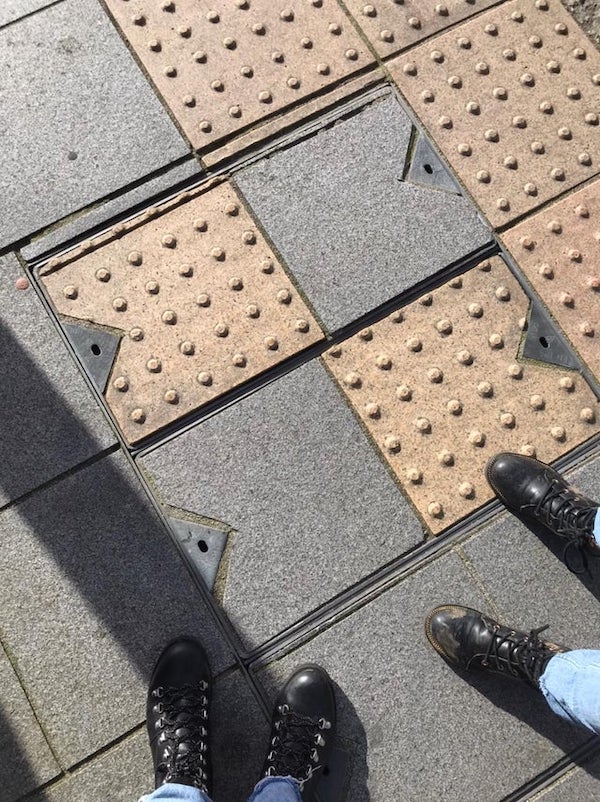 25 People Who Had One Job And Failed.