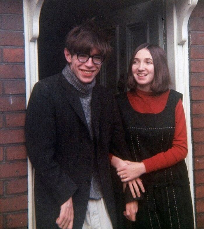 fascinating photos form history  - Stephen Hawking With His Wife Jane Wilde, 1965