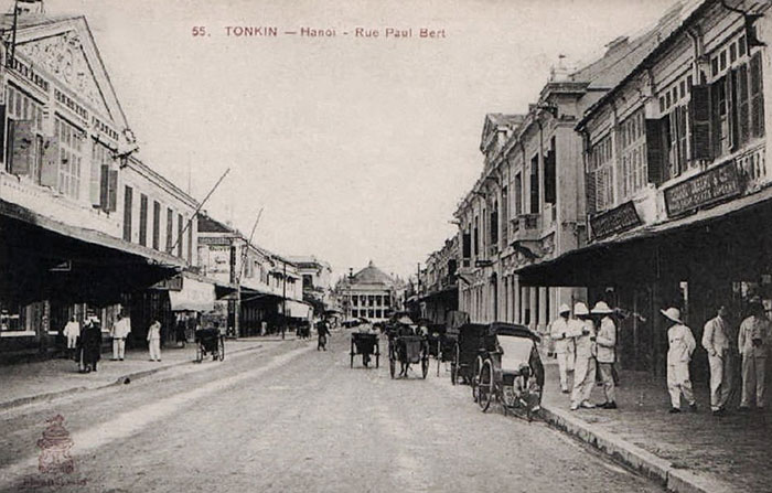 The Great Hanoi Rat Massacre of 1902 – The French wanted rats exterminated from the sewer system. They set a bounty for each dead rat tail. Thousands of tails were submitted per day but the rat problem only grew worse. They found the hunters were breeding, not hunting, rats for their tails.