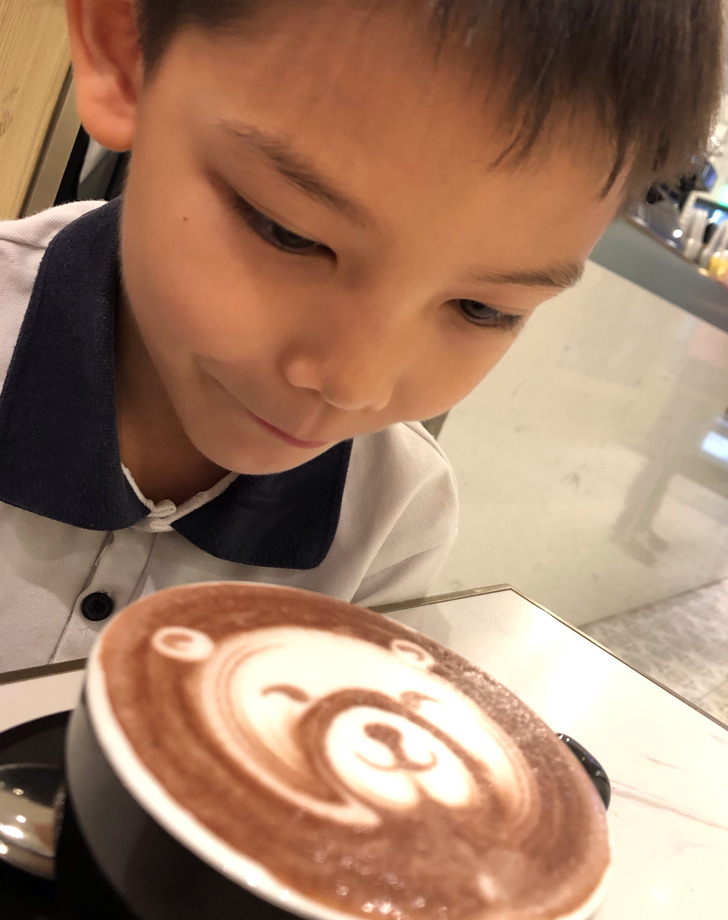 ’’My son smiled sweetly at the barista and got this hot chocolate in return.’’