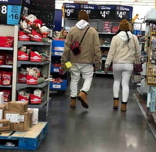 25 People Of Walmart In Their Natural Habitat