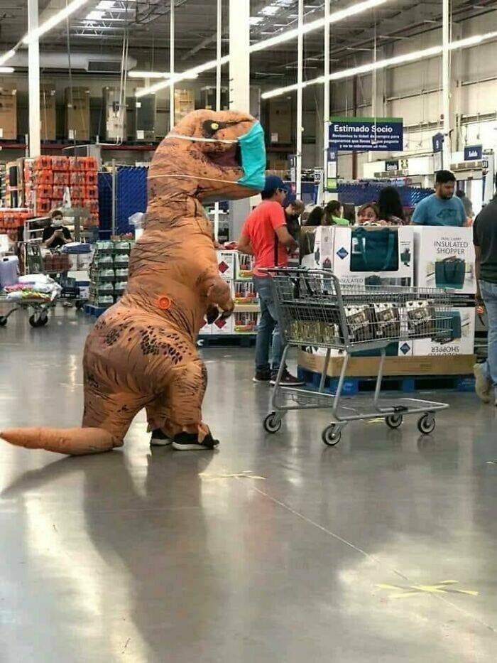 People of Walmart - T-Rex in Walmart