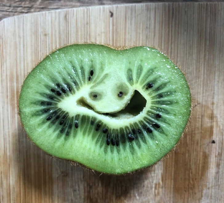 crazy coincidences - kiwifruit
