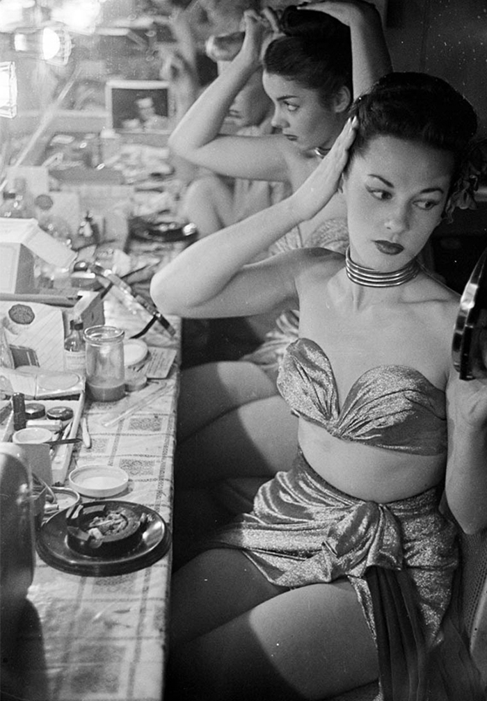 Stanley Kubrick NYC photography - 1940s new york showgirls - Ano