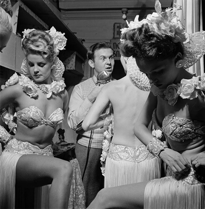 Stanley Kubrick NYC photography - new york showgirls 1940 - No Us