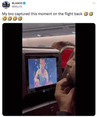 Funny Tweets - My bro captured this moment on the flight back