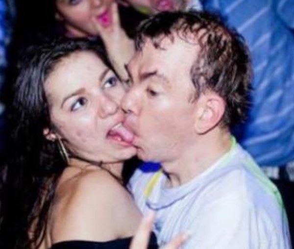 32 Crazy Things Spotted In Nightclubs.