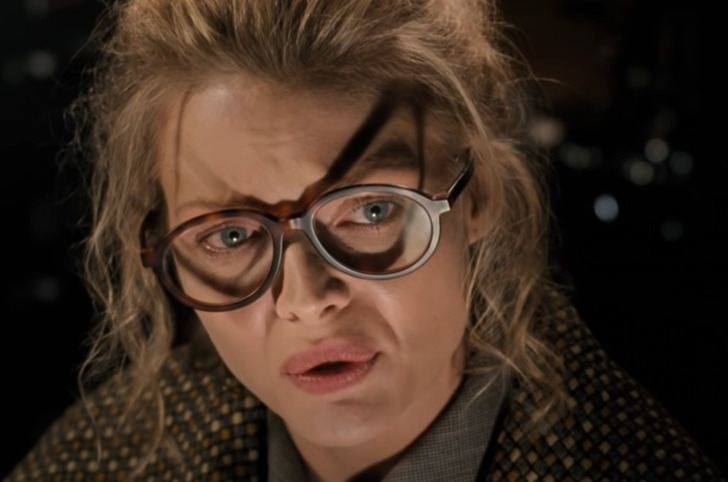 Movie Easter Eggs - The subtle foreshadowing we get right before Selina is thrown out the window in Batman Returns: her eyeglasses’ shadow project the Catwoman mask on her face.
