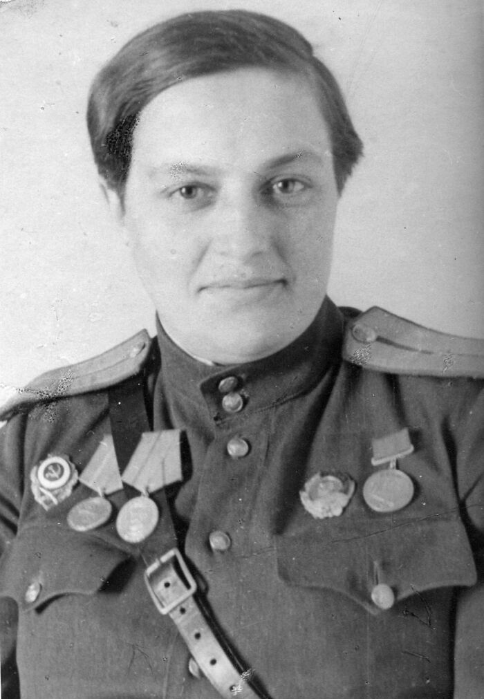 awesome people from history - Lyudmila Mikhailovna Pavlichenko