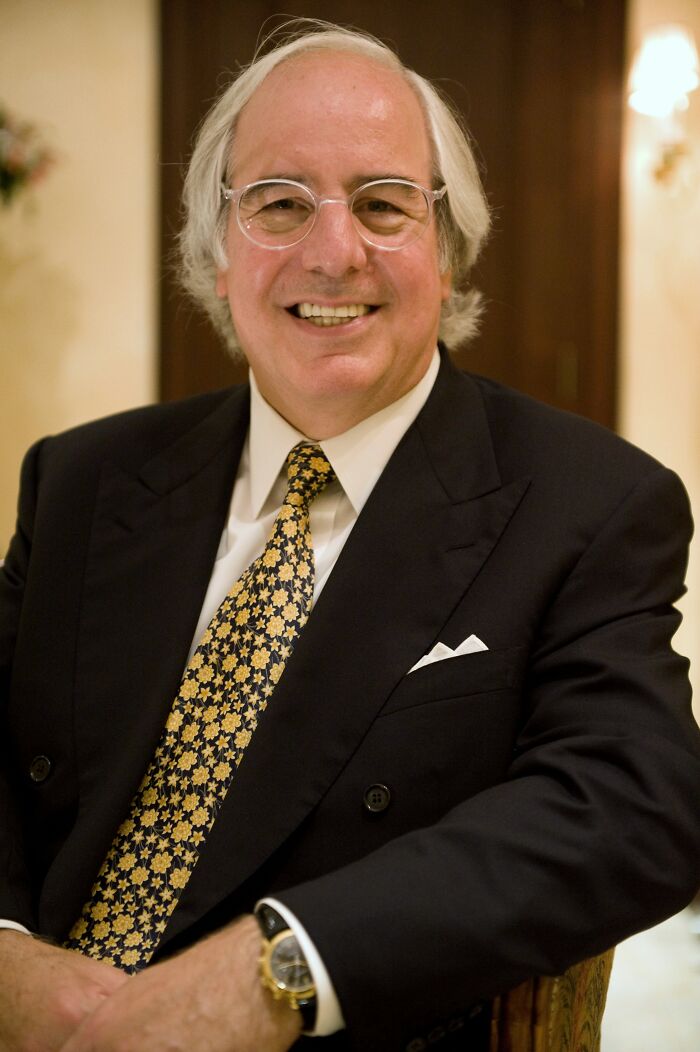 awesome people from history - Frank William Abagnale Jr.