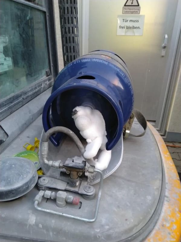 29 Workplace Failures Waiting To Happen. Gallery eBaum's World