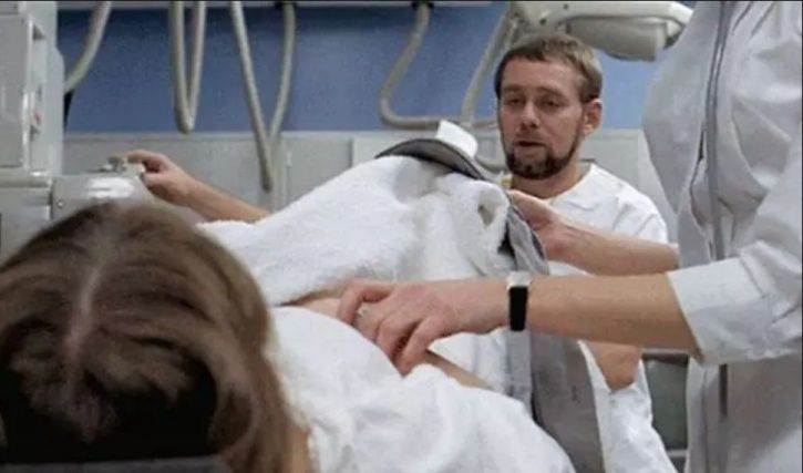 the darker side of life - One of the extras in the hospital scene in the Excorcist (1973) is convicted murderer and suspected serial killer Paul Bateson.Bateson appeared as a radiological technologist in a scene from the 1973 horror film The Exorcist, whi