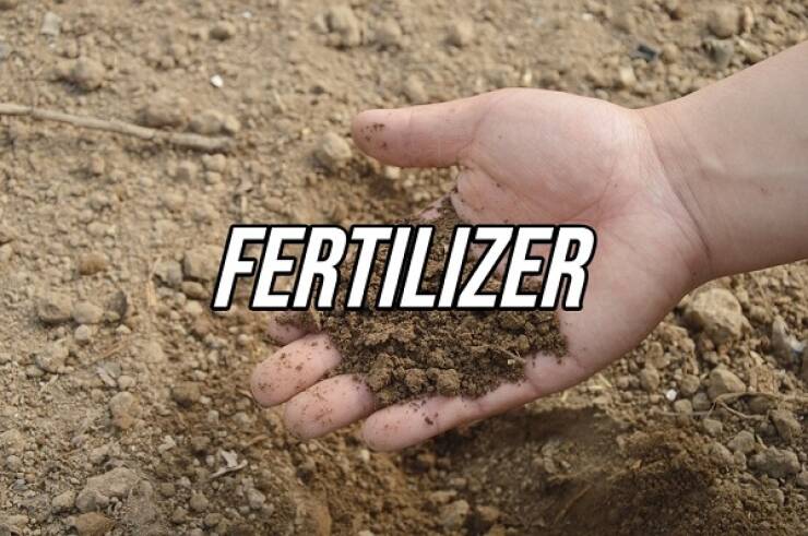 items banned from airplanes - Fertilizer has a risk of explosion