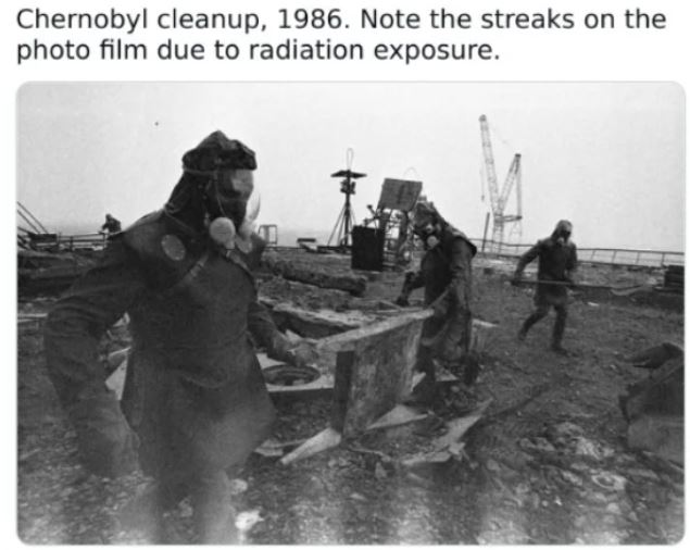 WTF History - chernobyl liquidators roof - Chernobyl cleanup, 1986. Note the streaks on the photo film due to radiation exposure.