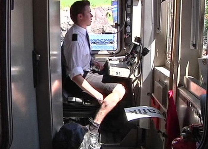Stupid Rules - swedish train drivers skirts - Ma Si