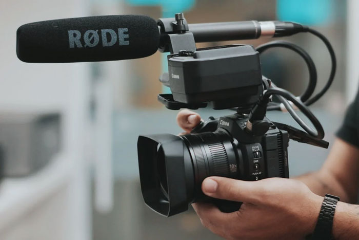 Worst Influencers - best camera microphone - Rde Canon 10x