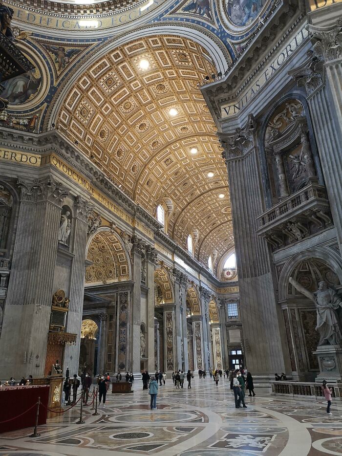 absolute units - megalophobia - st. peter's basilica