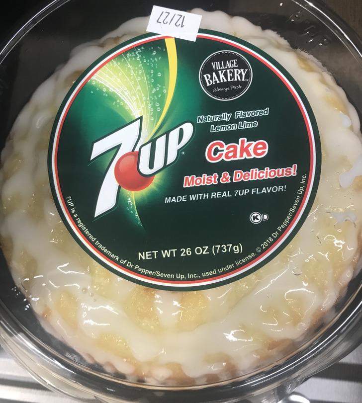 oddities - cool stuff - dish - Zzizi O Village Bakery Always Fresh Naturally Flavored Lemon Lime 7 Up Cake Moist & Delicious! Made With Real 7UP Flavor! Kd a registered trademark of Dr PepperSeven Up, Inc., used under license. 2018 Dr PepperS Net Wt 26 Oz