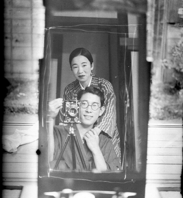 historical photos - old japanese selfie