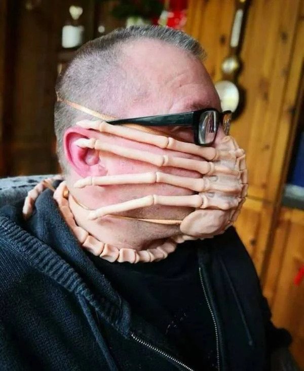 Cursed Images - alien facehugger mask